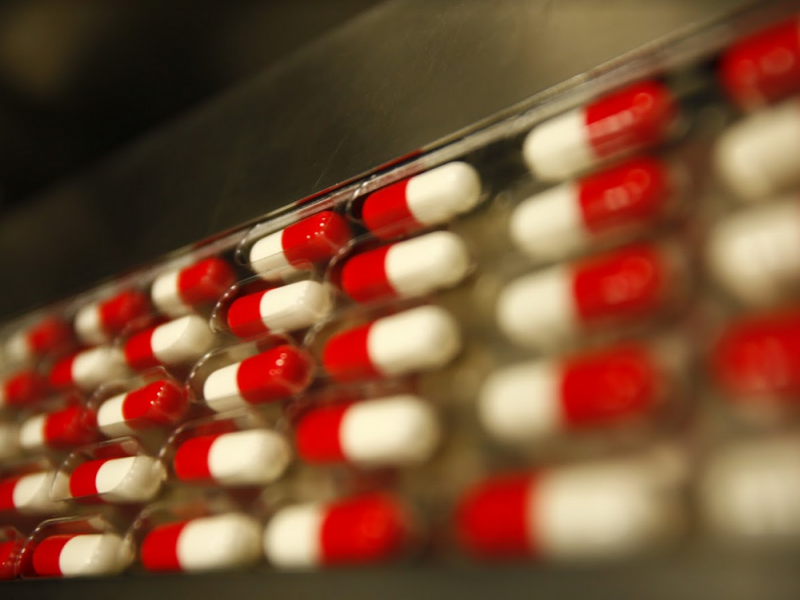 Objawy przedawkowania tramadolu są podobne do typowych symptomów przedawkowania leków opioidowych (fot. Shutterstock)