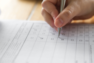Młodzi farmaceuci będą pracować w aptekach tylko z przymusu?