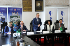 Polpharma będzie kształciła pracowników dla przemysłu farmaceutycznego na GUMed