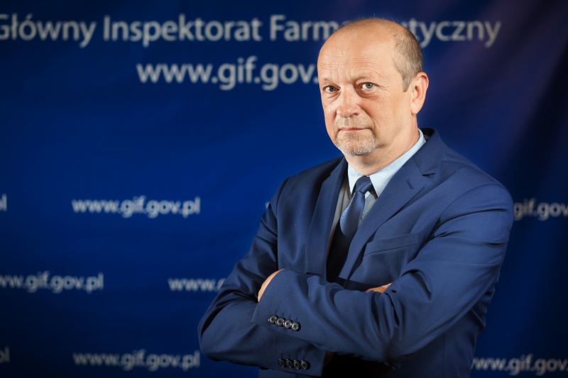 Skalę problemu podkreślał również Zbigniew Niewójt, pełniący obowiązki Głównego Inspektora Farmaceutycznego, który był gościem konferencji. (fot. MGR.FARM)
