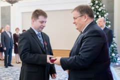 Prezydent odznaczył pracowników Państwowej Inspekcji Farmaceutycznej