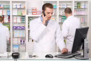Brytyjski rząd chce dekryminalizacji błędów farmaceutów