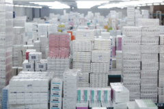 Farmaceucie zawieszono PWZ na 6 miesięcy za odwrócony łańcuch dystrybucji