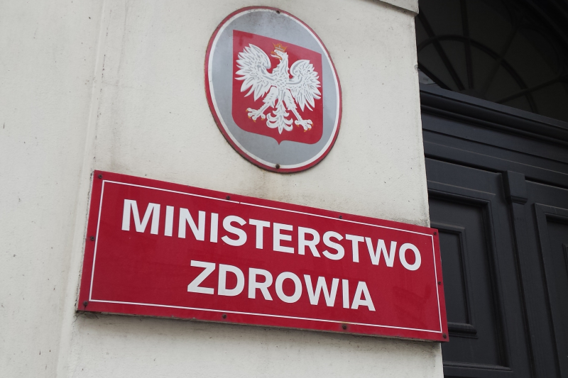 Okazuje się, że wszyscy farmaceuci biorący udział w konsultacjach publicznych przez wysłanie swoich uwag do Ministerstwa Zdrowia, są w obliczu prawa lobbystami. (fot. MGR.FARM)