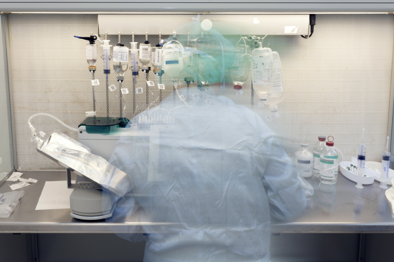 Wytwarzanie tych produktów wymaga specjalistycznej wiedzy naukowej oraz bardzo kosztownego i nowoczesnego wyposażenia (fot. Shutterstock)