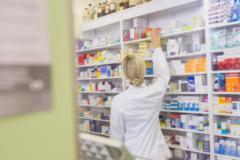 Deregulacja Prawa farmaceutycznego z lukami i marnotrawstwo leków przy cofnięciu zezwolenia apteki