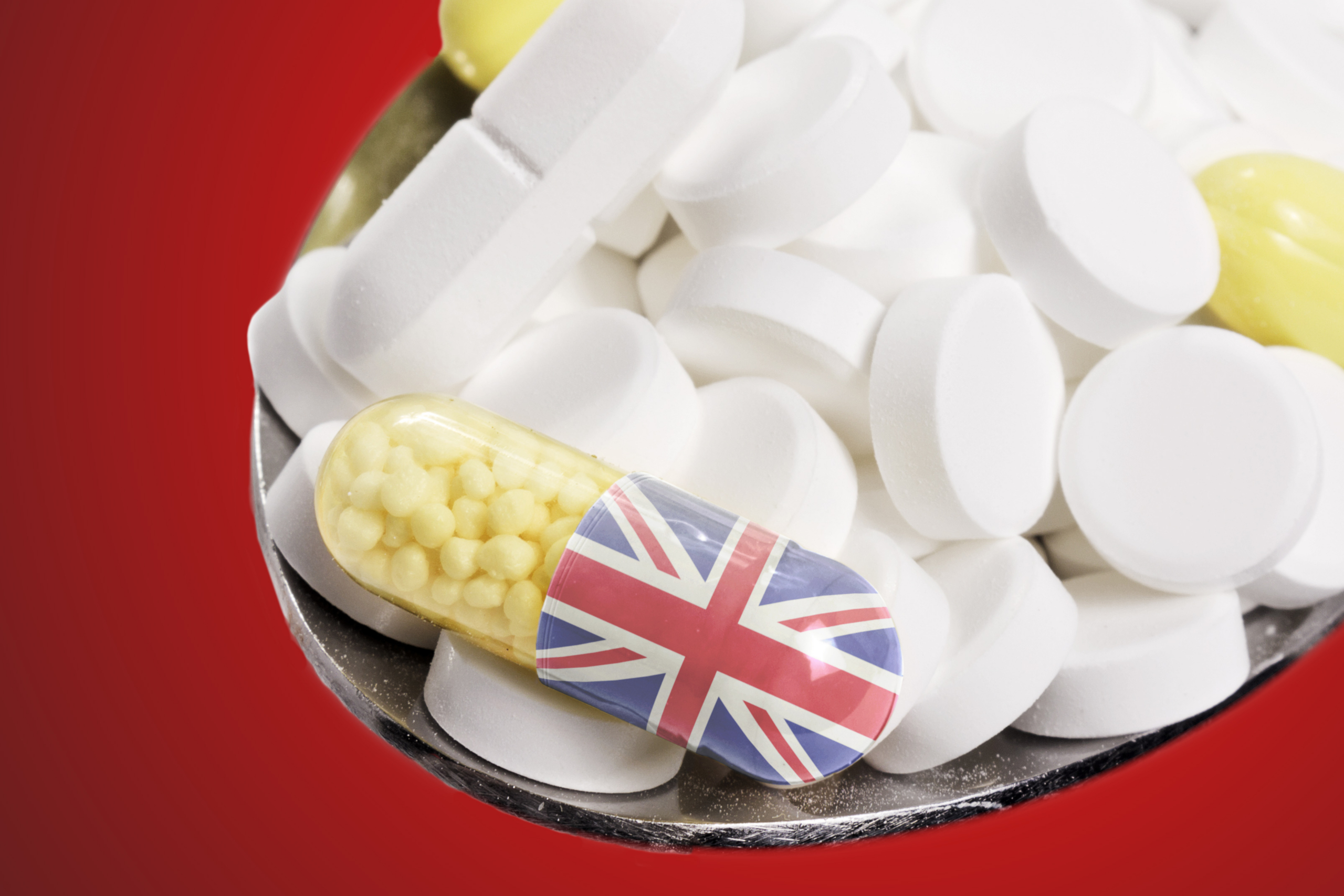 Kryzys opioidowy w UK Sprawa metamizolu nie ogranicza się wyłącznie do przypadków z 2018 roku (fot. Shutterstock)