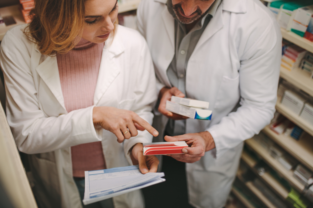 Farmaceuta musi mieć możliwość wykazania, że spełniona była przesłanka uprawniająca do wystawienia recepty (fot. Shutterstock)