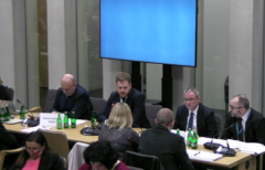 PILNE: Rząd wycofuje się z wysyłkowej sprzedaży leków na receptę