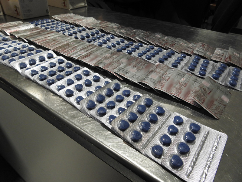 Farmaceutyki pochodzące z nieznanych źródeł mogą być niebezpieczne dla zdrowia (fot. Krajowa Administracja Skarbowa)