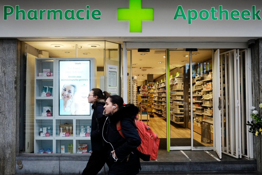 Od 18 maja dystrybutorzy hurtowi leków w Belgii mogą zaopatrywać wyłącznie apteki (publiczne lub szpitalne) i innych dystrybutorów hurtowych (fot. Shutterstock)