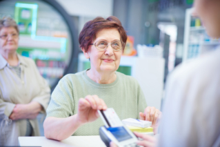 Pacjentka poskarżyła się na brak rabatu w aptece i empatii farmaceutki
