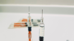Zmarła przedawkowała lek. Wina lekarza czy farmaceuty?