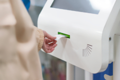 Automat z numerkami w aptece? Pacjenci popierają takie rozwiązanie…