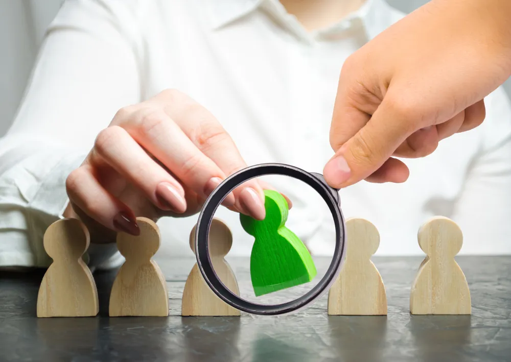 Kto zyskuje, a kto traci na rynku pracownika? Jak zatrzymać najlepszych? (fot. Shutterstock)