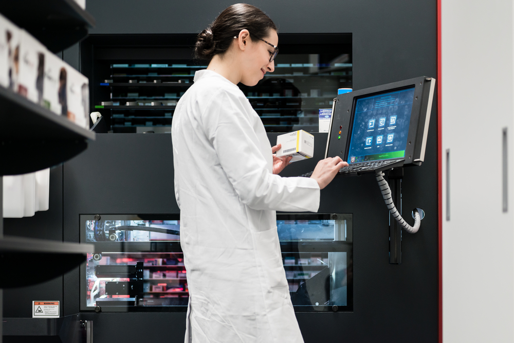 W 2021 roku światowy rynek robotów farmaceutycznych wygenerował przychody sięgające niemal 163 mln dol (fot. Shutterstock)