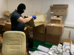 VIDEO: Trzej obywatele Indii zatrzymani za handel nielegalnymi lekami