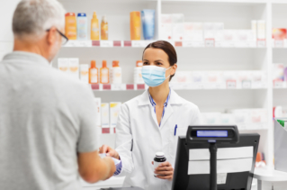 Włochy: decydująca rola farmaceuty w doradzaniu w zakresie doboru suplementów diety