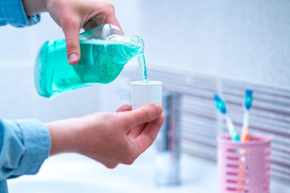 Jeden z twórców preparatu - dr hab. n. farm. Tomasz Baj - jest prezesem Okręgowej Rady Aptekarskiej w Lublinie (fot. Shutterstock)