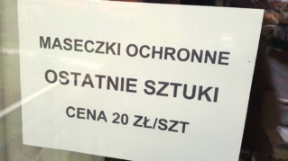 Kara dla apteki. Zachęcała do kupowania maseczek po 20 zł za sztukę…