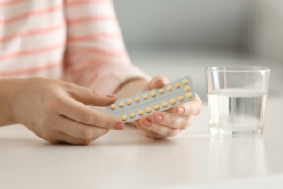 Pigułki antykoncepcyjne bez recepty? FDA ma obawy…