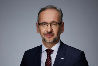 Adam Niedzielski nowym Ministrem Zdrowia. Farmaceuci mogą być zadowoleni…