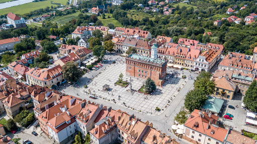Niestety, przetarg okazał się niepowodzeniem, a żadna z dwóch złożonych ofert nie spełniała wymogów ogłoszenia (fot. Shutterstock).