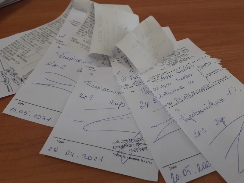 Podejrzany użył oryginalnej recepty zamazując korektorem część danych i wpisując w to miejsce inne (fot. KPP Bolesławiec)