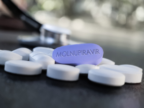MZ: POZ otrzymają molnupiravir