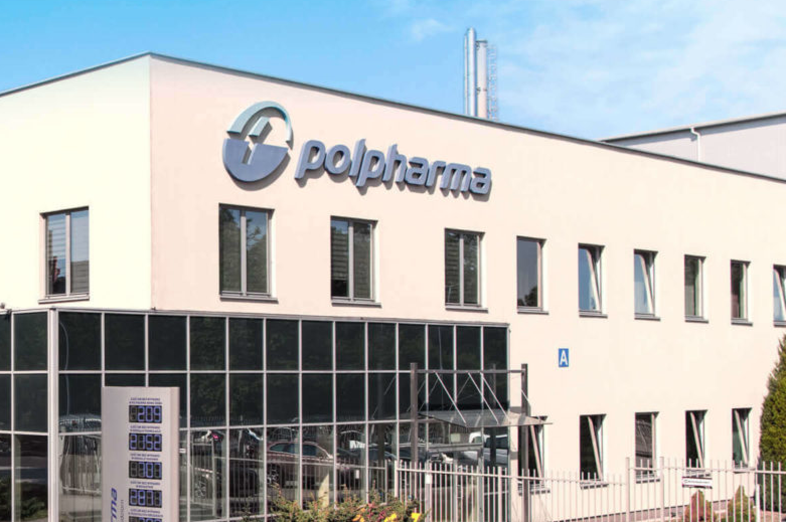 Polpharma informuje, że nie importuje żadnych leków, substancji czynnych lub innych surowców do produkcji z terytorium Federacji Rosyjskiej, a także Białorusi (fot. Polpharma)