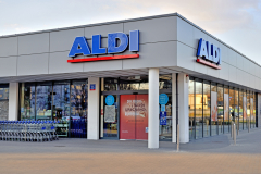 Sklepy Aldi ukarane za reklamowanie sprzedaży testów na SARS-CoV-2…