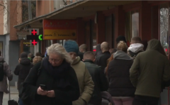 Świąteczne kolejki pod aptekami. Kumulacja trzech czynników…