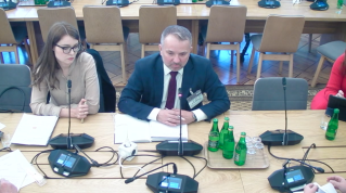 Posłowie odrzucili petycję w sprawie uszczelnienia „Apteki dla Aptekarza”