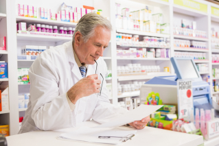 Fakty i mity o dobezylanie wapnia – czy są rzeczy, których farmaceuta jeszcze o nim nie wie?