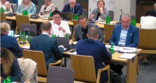 Kursy kwalifikacyjne dla farmaceutów coraz bliżej. Ważna poprawka w Sejmie