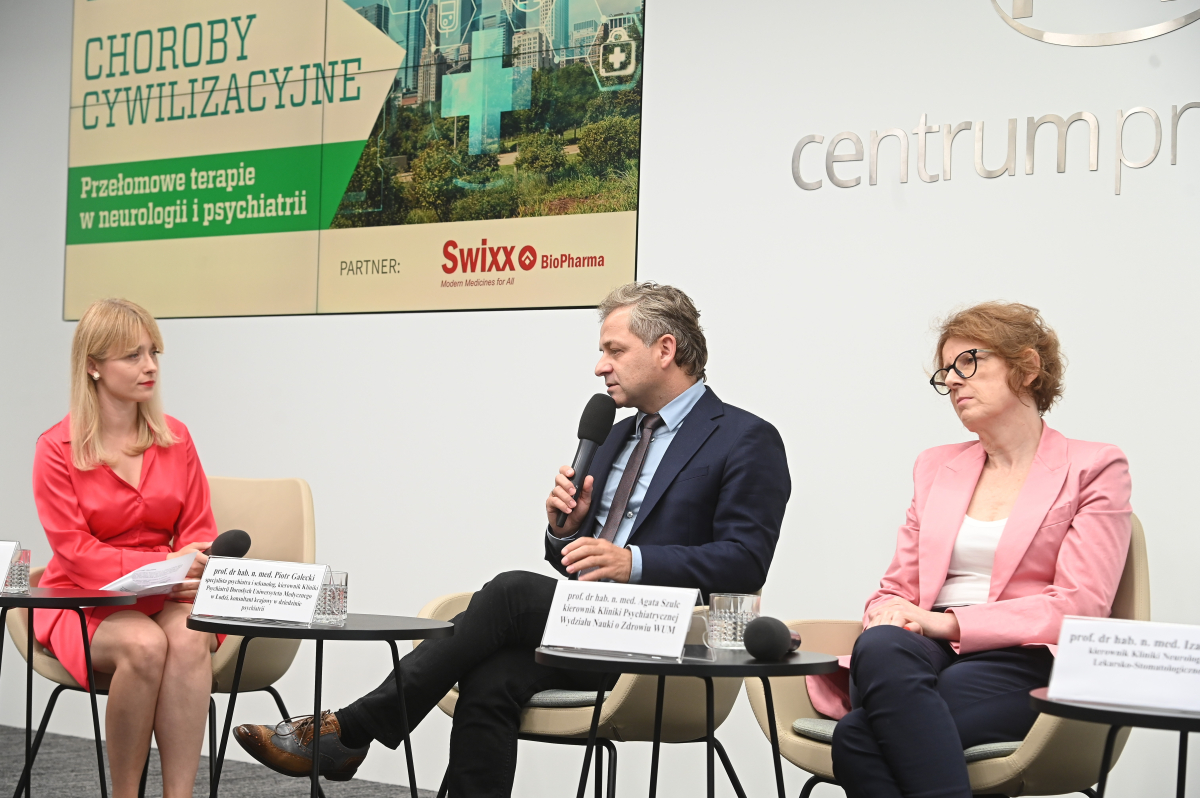 Wśród dolegliwości bólowych, jakie często dotykają Polaków, migrena jest przypadłością, która występuje u 12 proc. populacji, czyli u 4 mln. osób (fot. PAP/ C. Piwowarski)
