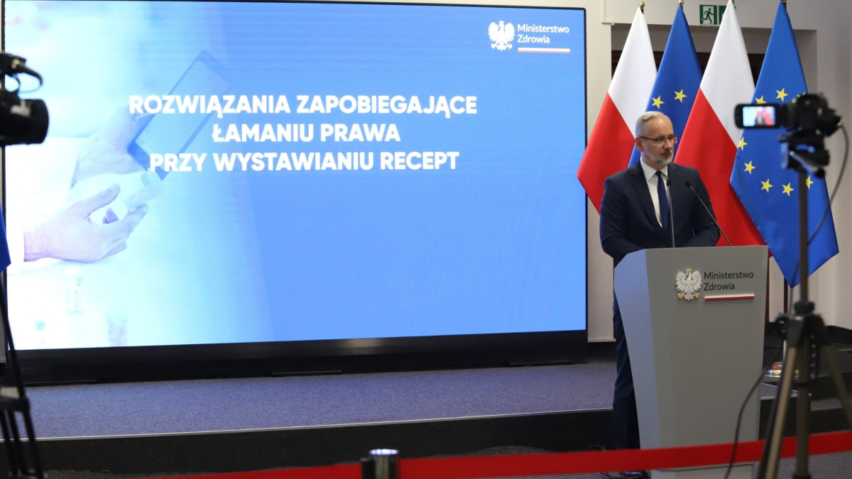 Nadużycia dotyczące wystawiania recept w ramach teleporady stanowią zagrożenie dla pacjentów (fot. MZ)
