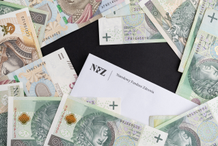 NFZ wydał zarządzenie dla aptek poszkodowanych w powodzi