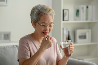 Centra Zdrowia 75+ wystartują bez farmaceutów
