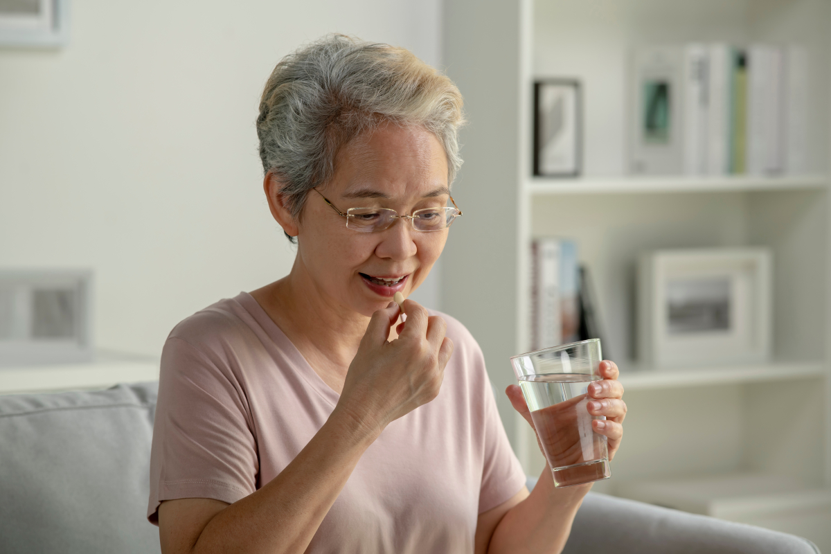 Centra Zdrowia 75+ wystartują bez farmaceutów (fot. shutterstock)