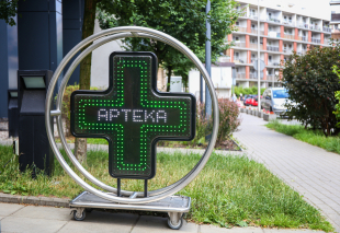 Dwucyfrowe wzrosty na rynku aptecznym. Sieci wirtualne rosną…