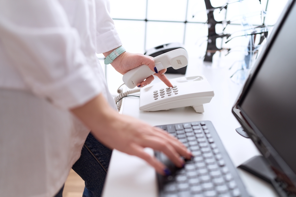 Uwaga! Oszustwo na Kamsoft (fot. shutterstock.com