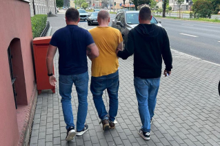Włamywał się do aptek i kradł pieniądze. W końcu Policja go złapała…