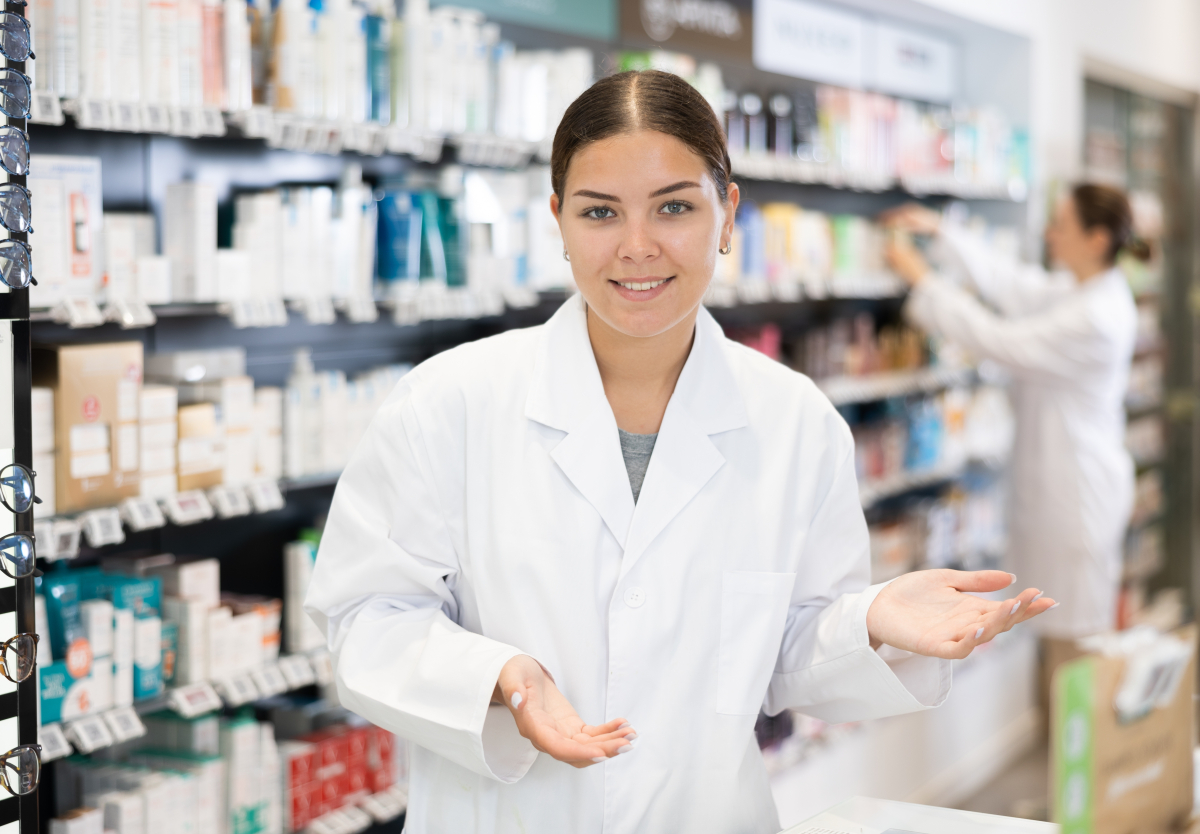Farmaceuci wydadzą antybiotyk bez recepty (fot. shutterstock.com)