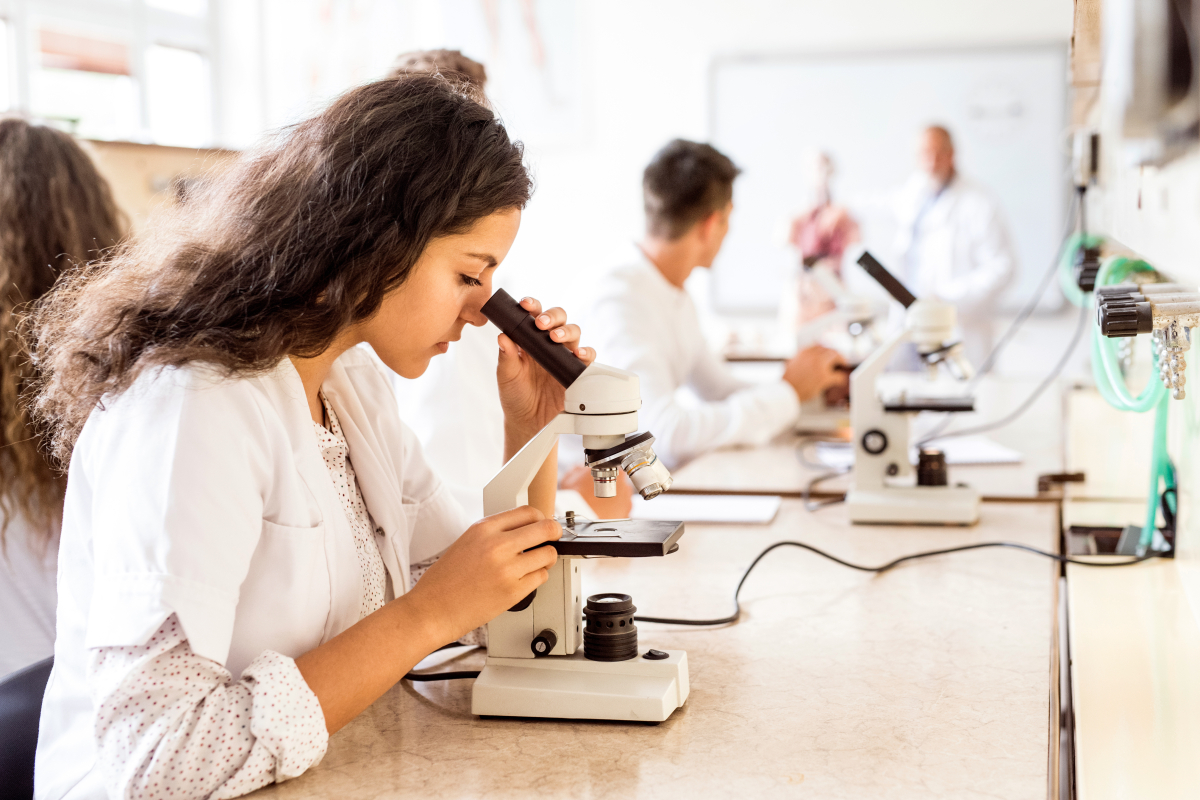 Studentka farmacji