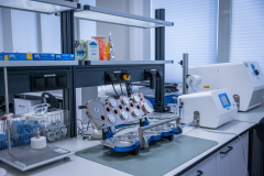 Adamed Pharma otwiera nowe laboratoria R&D do rozwoju leków wziewnych