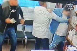 Szarpanina w aptece. Napastnik groził farmaceucie nożem…