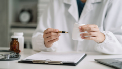 Farmaceuci gotowi, by szkolić w ramach usługi „Lek specjalistyczny”. Co na to Ministerstwo?