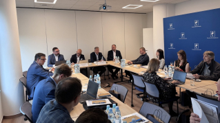 Walka o zakaz reklamy aptek rozpoczęta. Na celowniku… dziennikarze