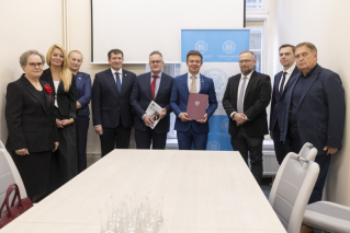 Izba aptekarska podpisała historyczne porozumienie z Uniwersytetem